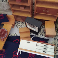 Konvolut  für die Puppenstube Wohnzimmer   Stube  Schränke Fernseher Deko