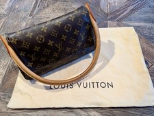 Louis Vuitton Canvas Monogram