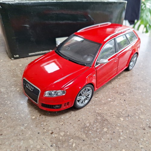 Minichamps audi rs4 - audi,