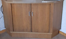 Fernseheckschrank, braunes Holz