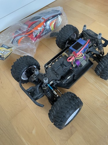 Brushless truggy - brushless,