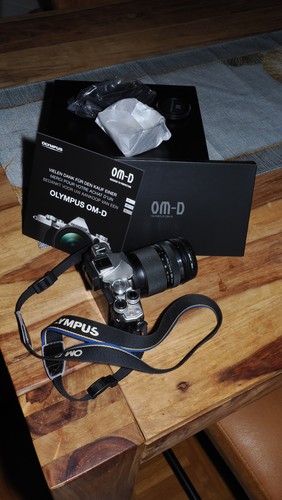 Olympus m10 mark - om-d,