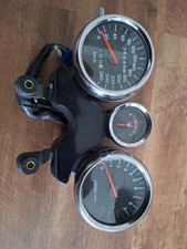 Suzuki GSF 1200 Bandit S GV75A (3) Tacho Cockpit Kombiinstrument speedometer