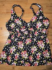 LADYLIKE: LASCANA Tankini