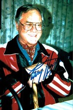 Larry Hagman    **