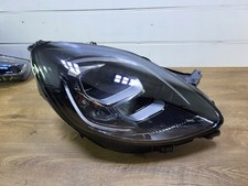 Frontscheinwerfer Ford Puma