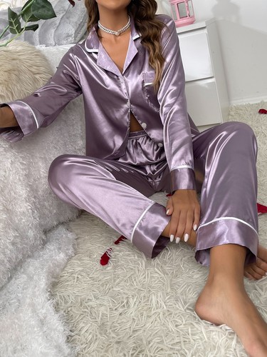 Elegantes satin pyjama set - satin, mit
