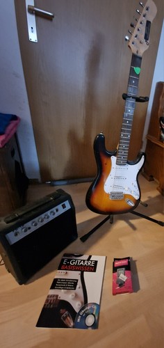 Gitarre mit verstärker sehr - e,