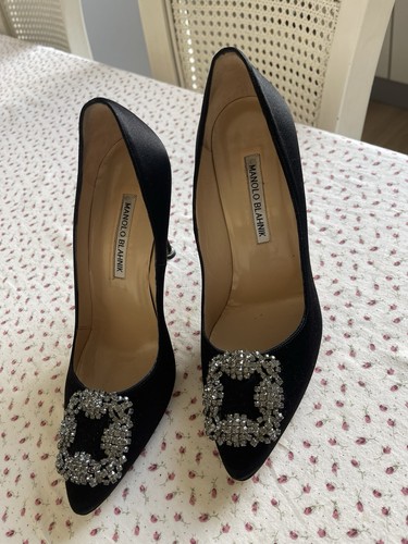 Manolo blahnik hangisi black - hangisi,