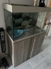 Aquarium mit Unterschrank
