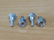 DELL Set aus 4 Schrauben CD