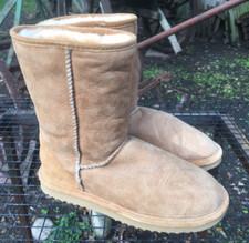 Minnetonka Pug Boots Lammfell Stiefel Neu Gr. 37 / US 6 Winterstiefel