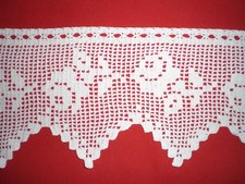 ++ Landhaus Häkelgardine aus