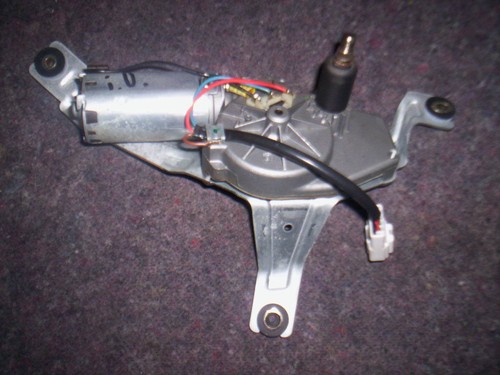 Almera n16 1a - ☎, **