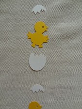DEKO Ostern Küken m. Eierschale Kette Girlande Bastelkarton 120 cm Kunsthandwerk
