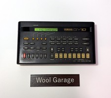 YAMAHA QY10 Sequencer Rhythm