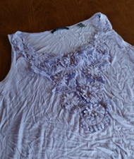 TOP   TRÄGERSHIRT    von    ESPRIT    FLIEDERFARBEN    MIT   STICKEREI    Gr   M