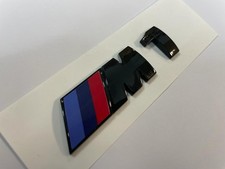 BMW M1 Emblem Schriftzug e81 e82 e87 e88 F21 Hochglanz Schwarz