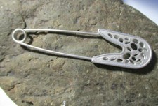 Kiltnadel Ziernadel Broschennadel Wollnadel silber 8x 2,3 cm Schmucknadel