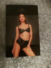 NOIR HANDMADE Powerwetlook