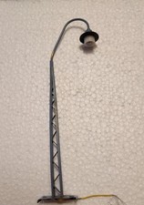 Märklin H0 7046 Bogenlampe mit Gittermast 205 mm Laterne