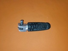 KTM DUKE 690 R Fussraste vorn rechts ( Ez. 04.04.2014  ) 61003051000