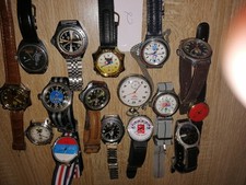 Konvolut 2 Russische VOSTOK Uhren, Mechanisch u. Automatik