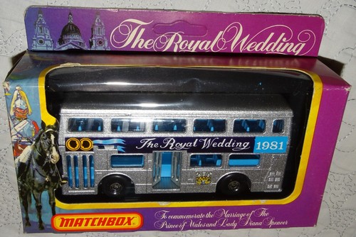 Matchbox the royal wedding bus - royal,