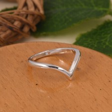 Skinny Chevron Ring In