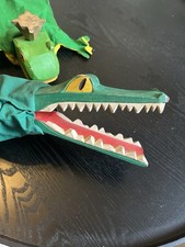 Lotte Sievers-Hahn Handpuppe Krokodil Holz Kasperletheater