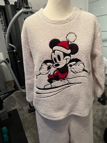 Mickey mouse - mickey,