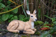 Reh Bambi Hirsch Kitz Figur Gartenfigur Tier  Wildtier Wald Neu Deko