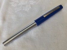 Aus einer Auflösung: toller alter Kreuzer Füller