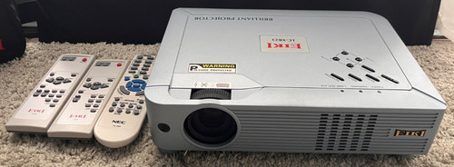 Eiki beamer xb23 - eiki,