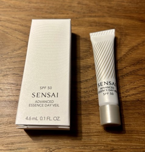 Sensai advanced essence day - essence,