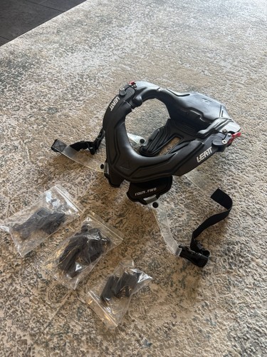 Leatt neck brace - leatt,