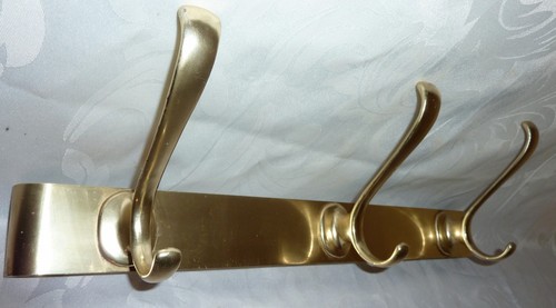 Orig wandgarderobe messing 3 - messing,