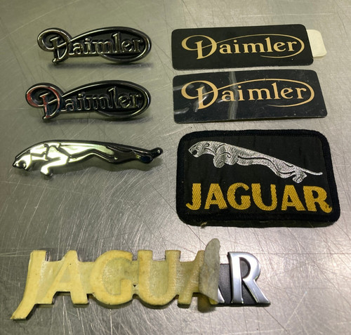 Daimler jaguar logo - &, badges