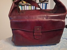 Geräumige Aignertasche