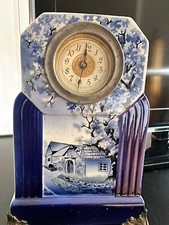 Kleine Standuhr antik aus