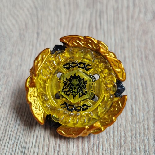 Beyblade hades kerbecs - beyblade:,