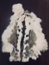 Schwarz-weißes Kaninchenfell