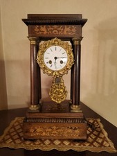 Französische Portaluhr, Säulenpendule, Intarsien, Prachtpendel, um  1860