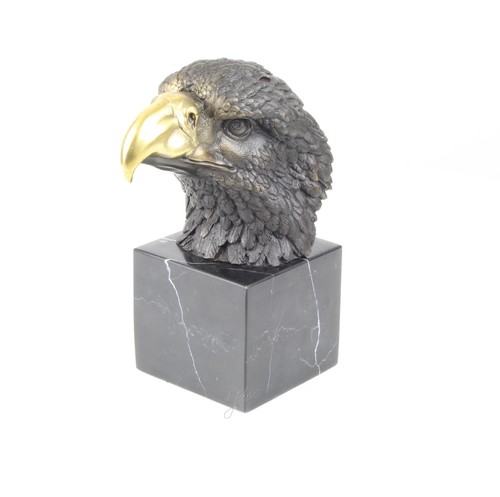 Bronzefigur bronzestatue - bronzefigur,