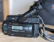 Sony Video 8 Camera CCD-TR606E