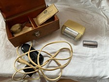 Alter elektrischer Rasierer