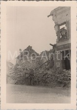 Foto, 4./A.R.42 mit dem Fahrrad hinter Venlo Holland, 1940 XT55266