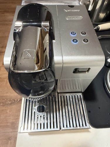 Nespresso gray delonghi - gray,