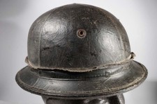 uralter Helm / Lederhelm / Kradhelm / Schutzhelm