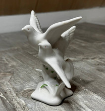 Stipo Dorohoi 2 weiße Tauben